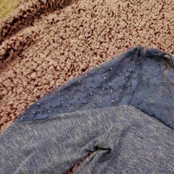 Top - Picture 7 of 8